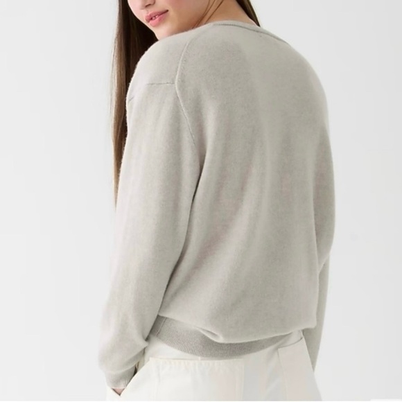 J. Crew cashmere relaxed v-neck sweater NWT - Picture 3 of 5
